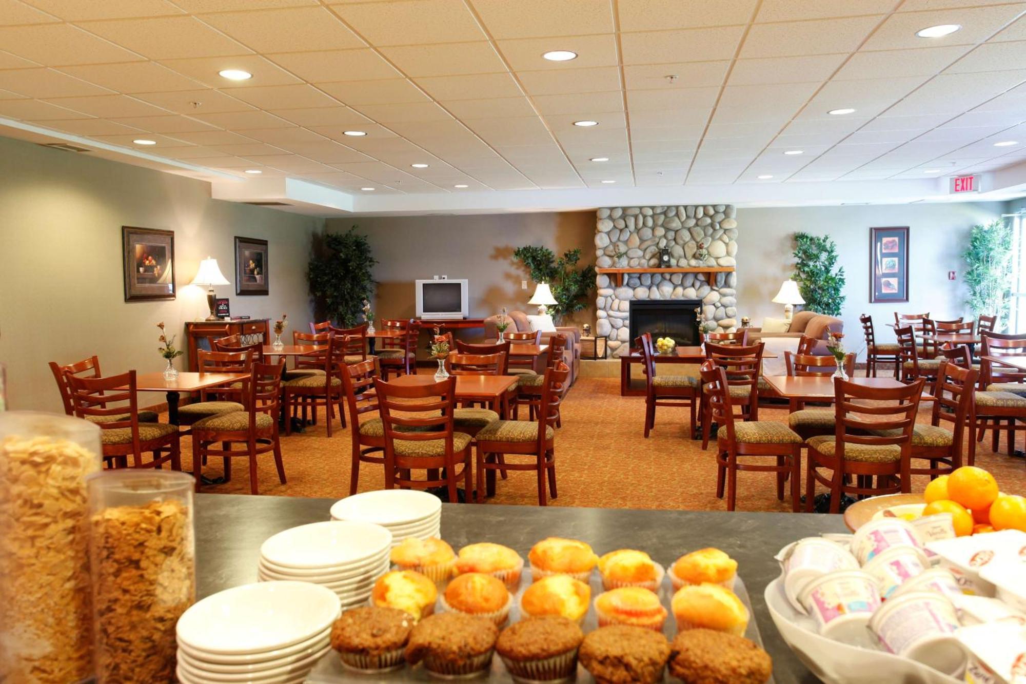 Coast Grimshaw Hotel & Suites Экстерьер фото
