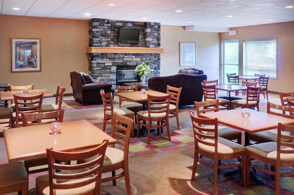 Coast Grimshaw Hotel & Suites Экстерьер фото