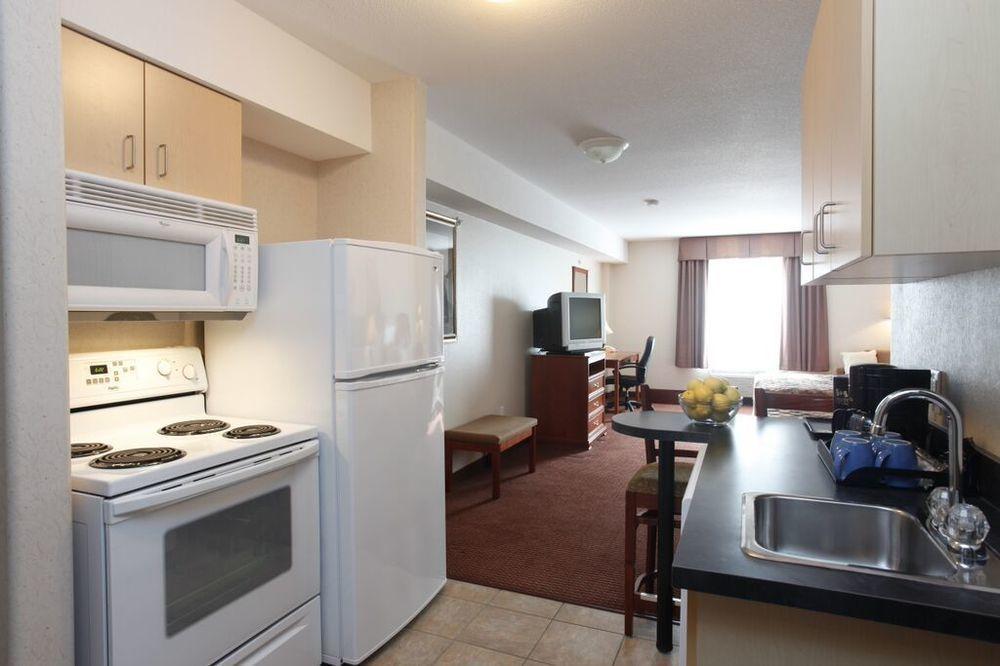 Coast Grimshaw Hotel & Suites Экстерьер фото