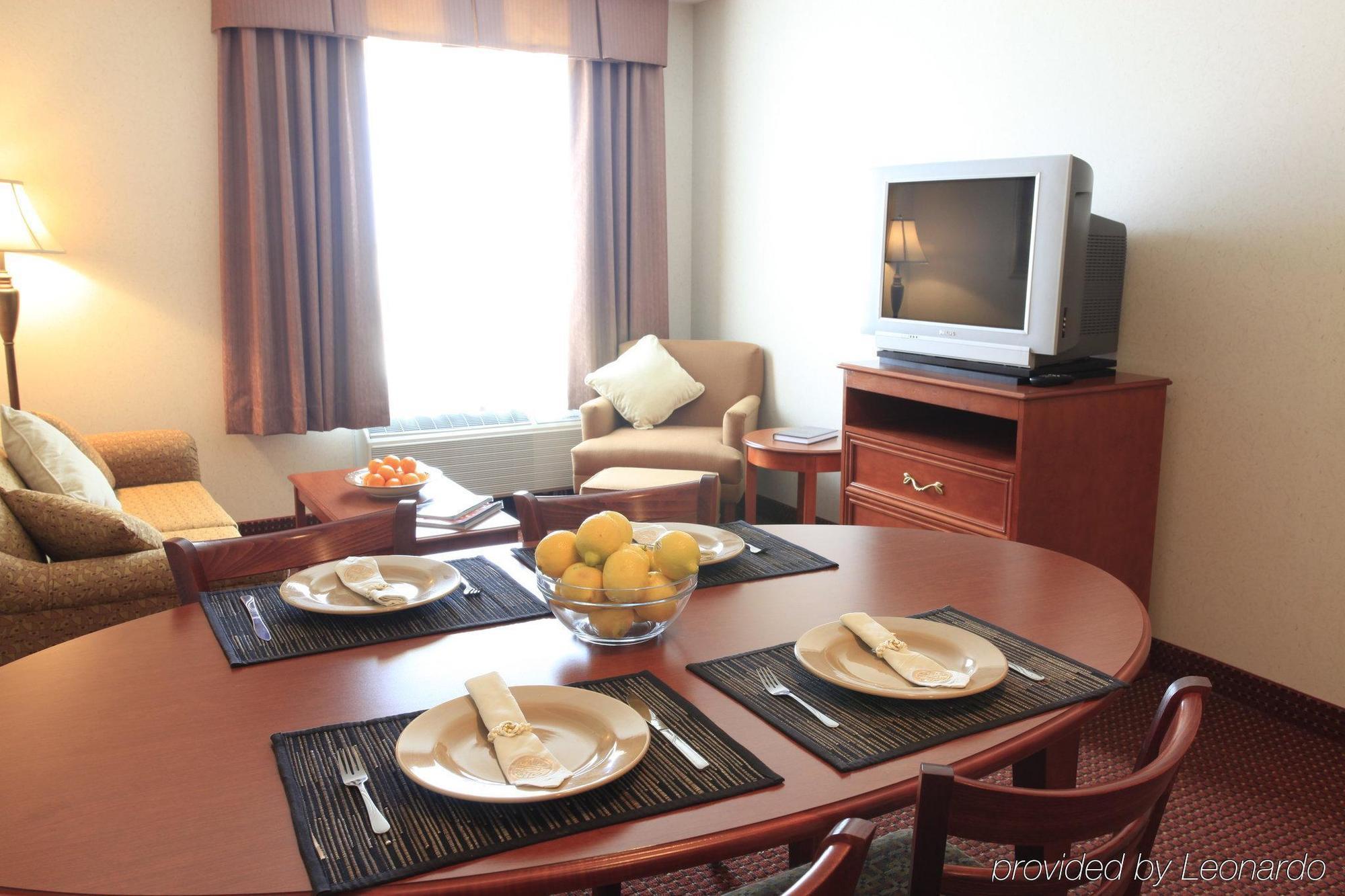 Coast Grimshaw Hotel & Suites Экстерьер фото